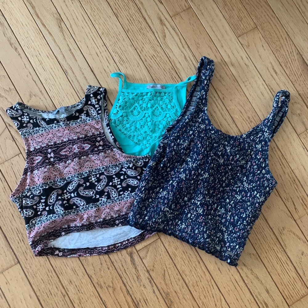3 crop tops